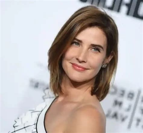 cobie smulders height|Cobie Smulders Bio, Age, Height, Husband, Net Worth, Facts